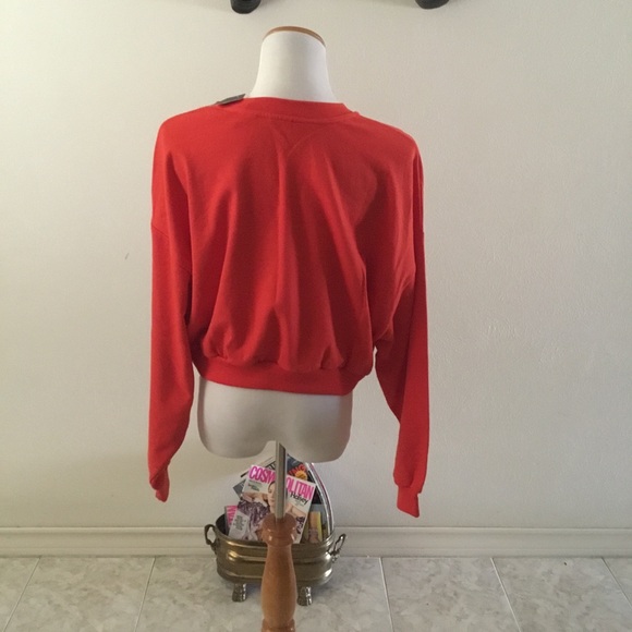 LEVIS RED CROP SWEATSHIRT/SIZE L/NWOT - Picture 2 of 4